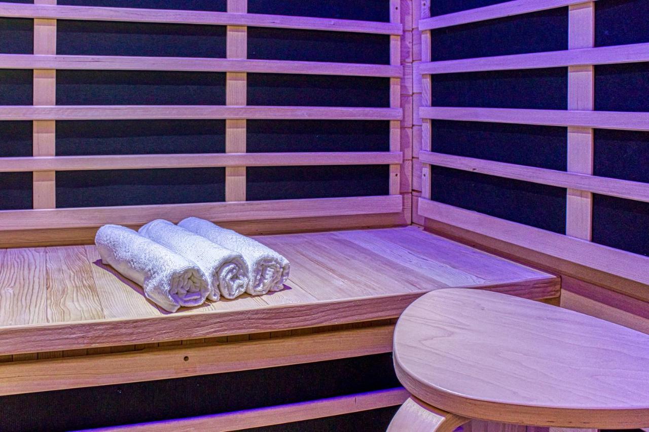 Le Jules Verne - Idealement Situe Avec Sauna Calais Luaran gambar